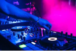 Learning about the Avicii death and cause can help you to understand when to ask for help.