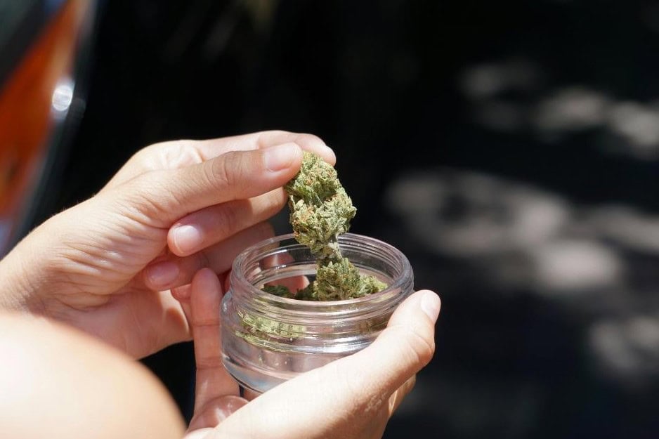 how long does weed stay in system for drug test